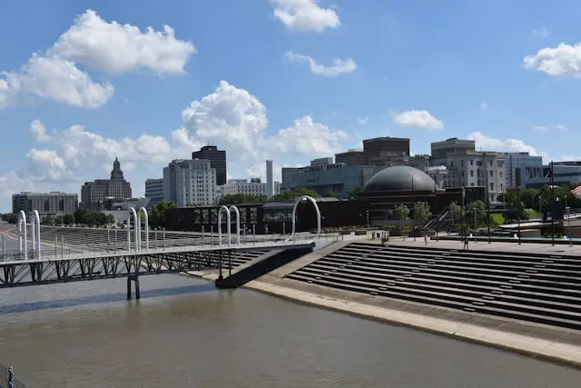 Baton Rouge Industrial Construction Hiring: Why Cooling Headlines Hide the Most Expensive Talent Gap on the Gulf Coast