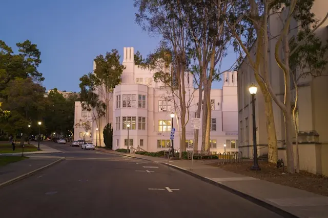 El sector de energía limpia de Berkeley se sustenta en investigación de primer nivel mundial. Pero no logra retener el talento que esa investigación produce.