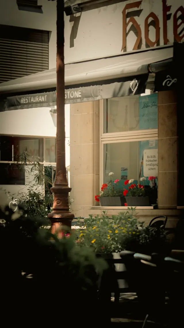 Ettelbruck's Retail Paradox: Full Storefronts, Empty Management Offices, and the Hiring Gap No Wage Increase Can Close