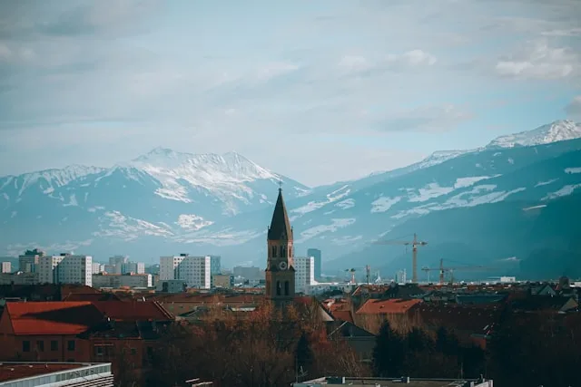 Innsbruck Hospitality Hiring: €127 Million in New Investment, a 12% Drop in Service Quality, and the Workforce Crisis Behind Both Numbers