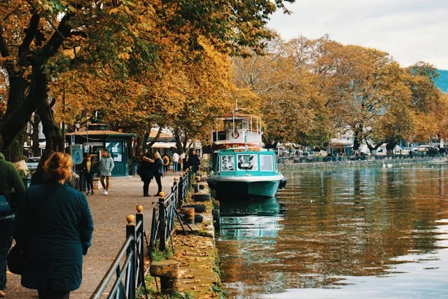 Ioannina's Tourism Boom Has a Problem: The Workforce to Run It Does Not Exist