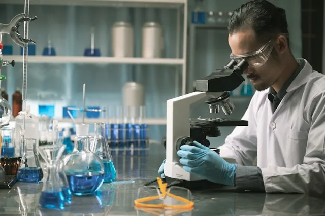 Lyon's Chemical Valley Has the Investment. It Does Not Have the People.