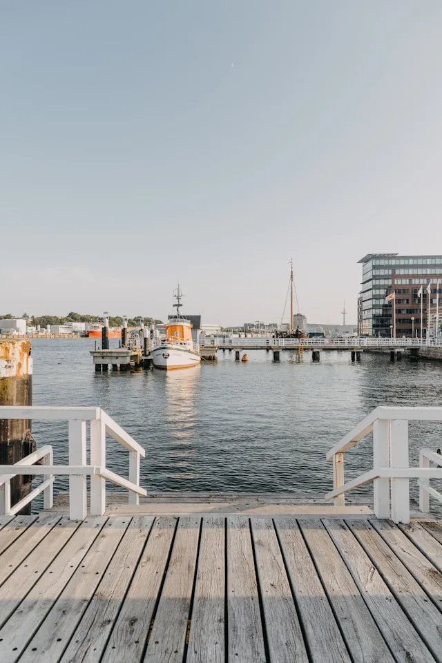 Mainz's Glass Manufacturing Cluster Invested €150 Million in Automation. It Now Cannot Hire the Engineers to Run It.