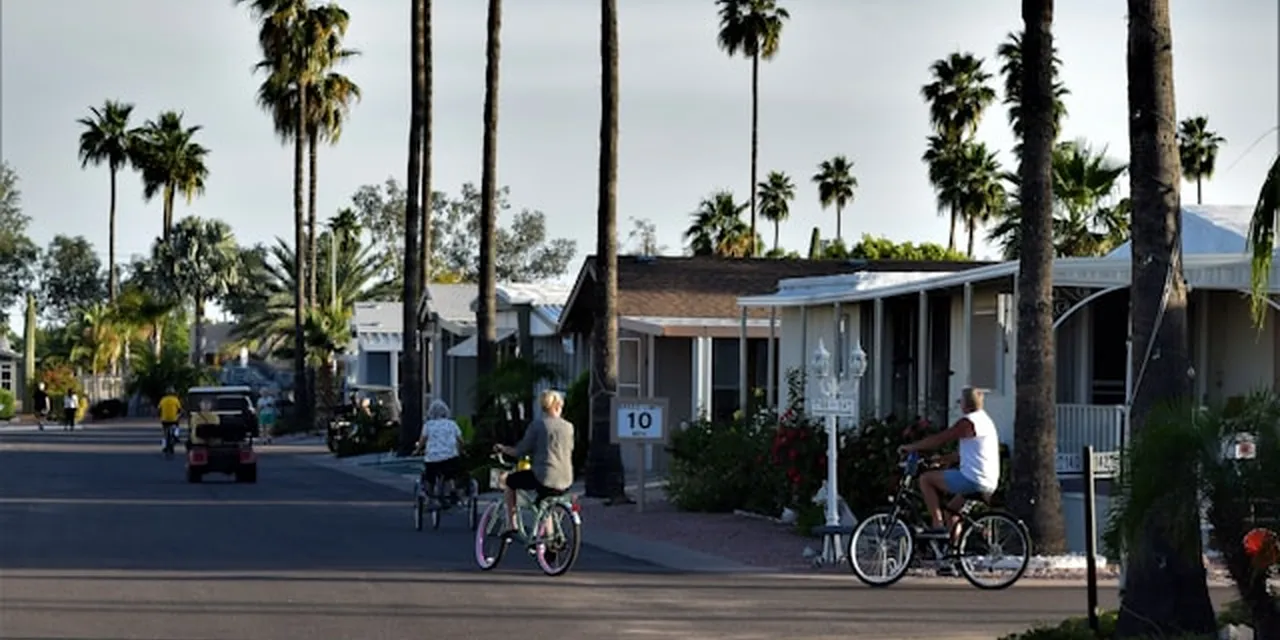 El auge del turismo de la Cactus League en Mesa está creando puestos directivos que una economía estacional no puede cubrir