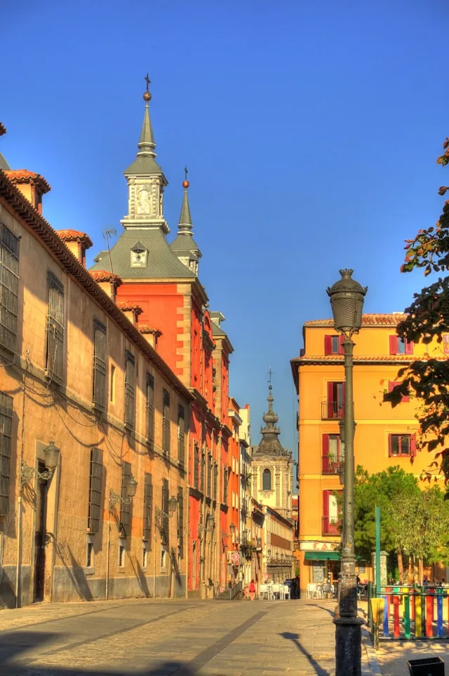 Milan's Professional Services Boom Has a Problem: The Talent to Deliver It Does Not Exist in Sufficient Numbers