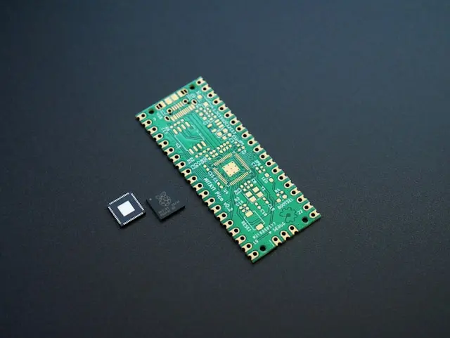 Contratación en el sector de semiconductores en San Diego: por qué los despidos que liberaron a miles de profesionales dejaron sin cubrir los puestos más difíciles