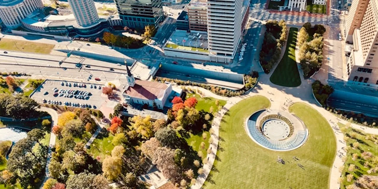 St. Louis Wealth Management Hiring: $3.5 Trillion in Assets, a Workforce Racing Toward Retirement